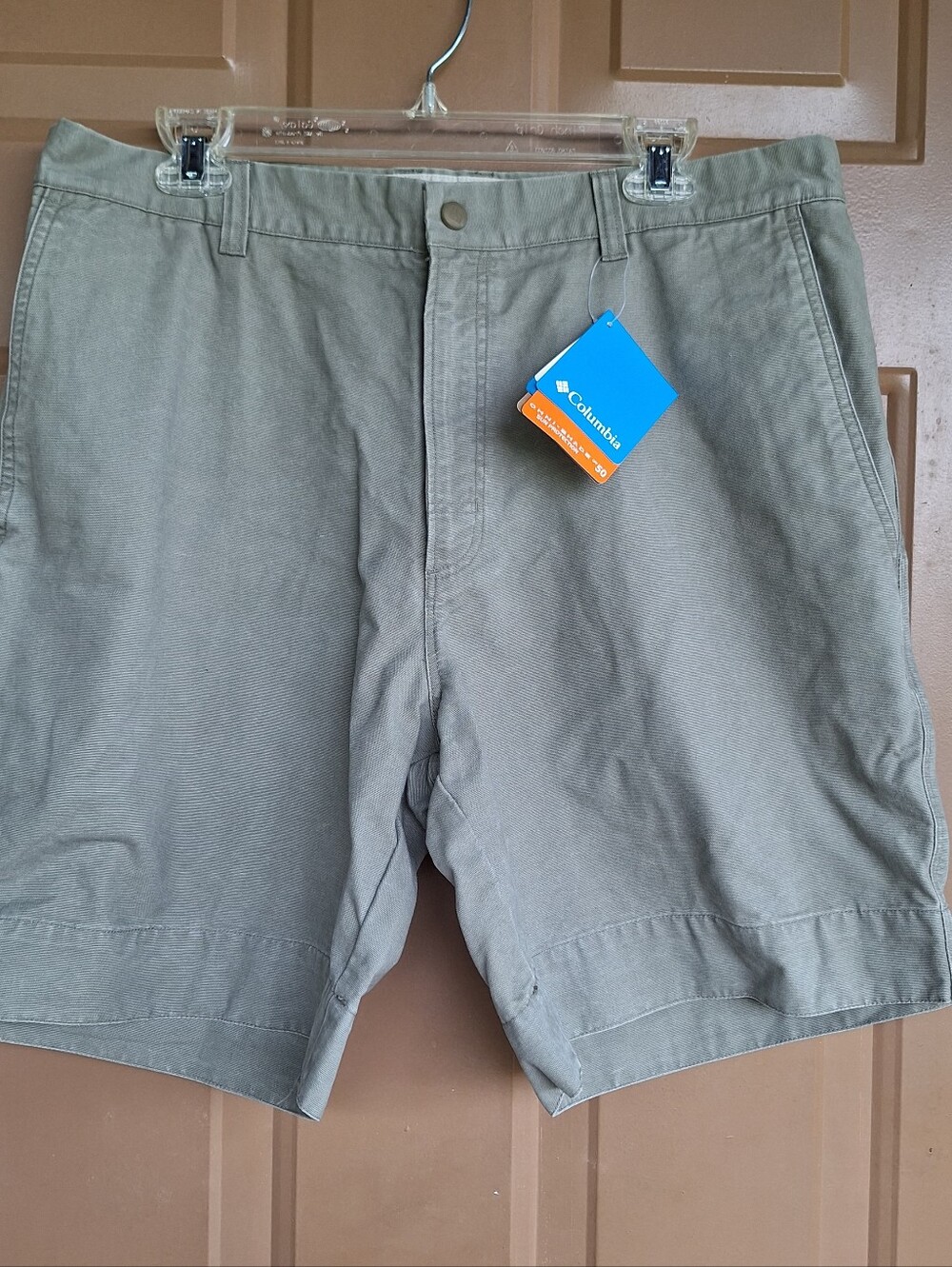 Columbia Omni Shade SPF 50 NWT Mens Shorts Size 36x8 Fishing Hiking Camp Outdoor